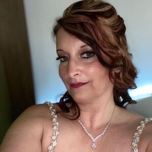 Meet your Posher, Yessenia